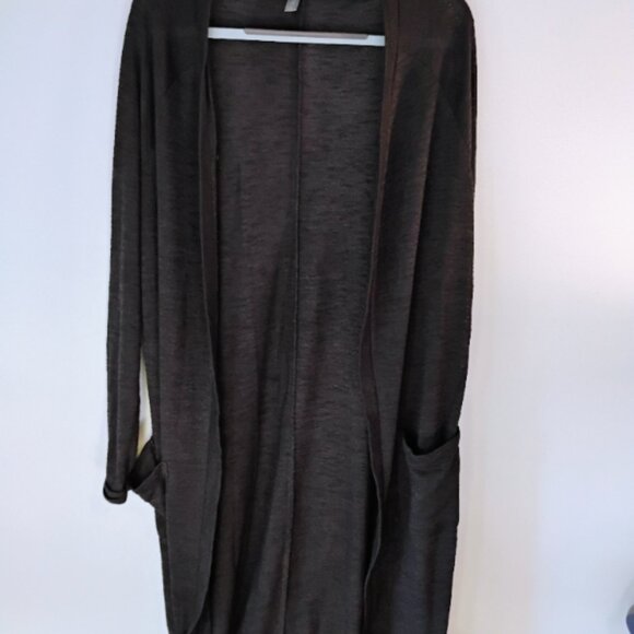 Massini Long Black Cardigan Sweater with Pockets. Large - Picture 1 of 4